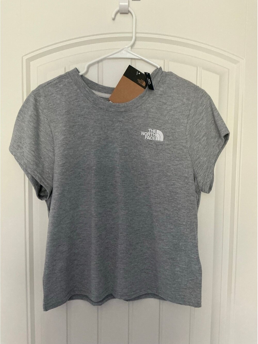 NWT North Face Tee s/s Evln Cutie Tee size Large